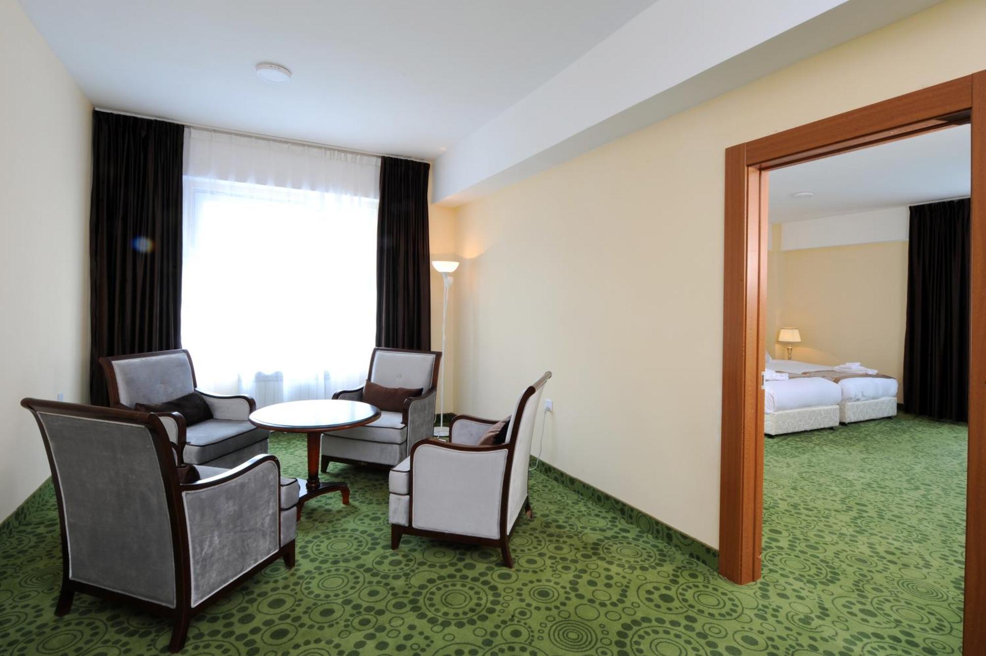 Alpha Hotel Улан-Батор Екстер'єр фото