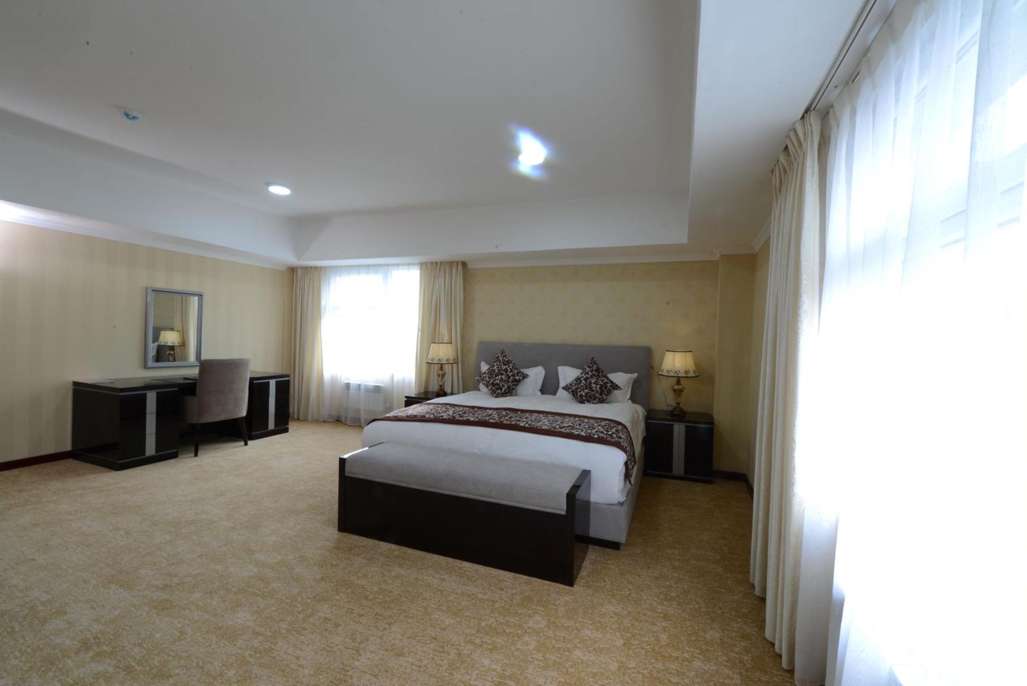 Alpha Hotel Улан-Батор Екстер'єр фото