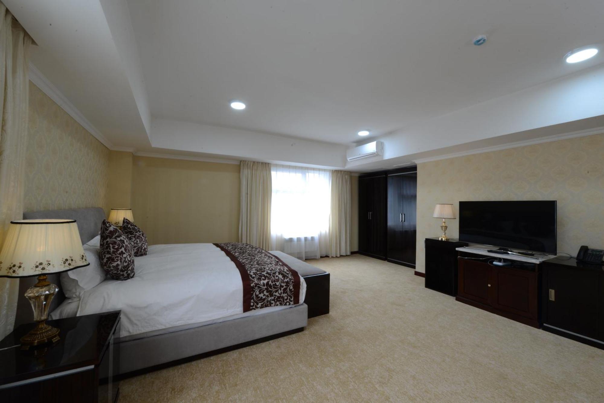 Alpha Hotel Улан-Батор Екстер'єр фото