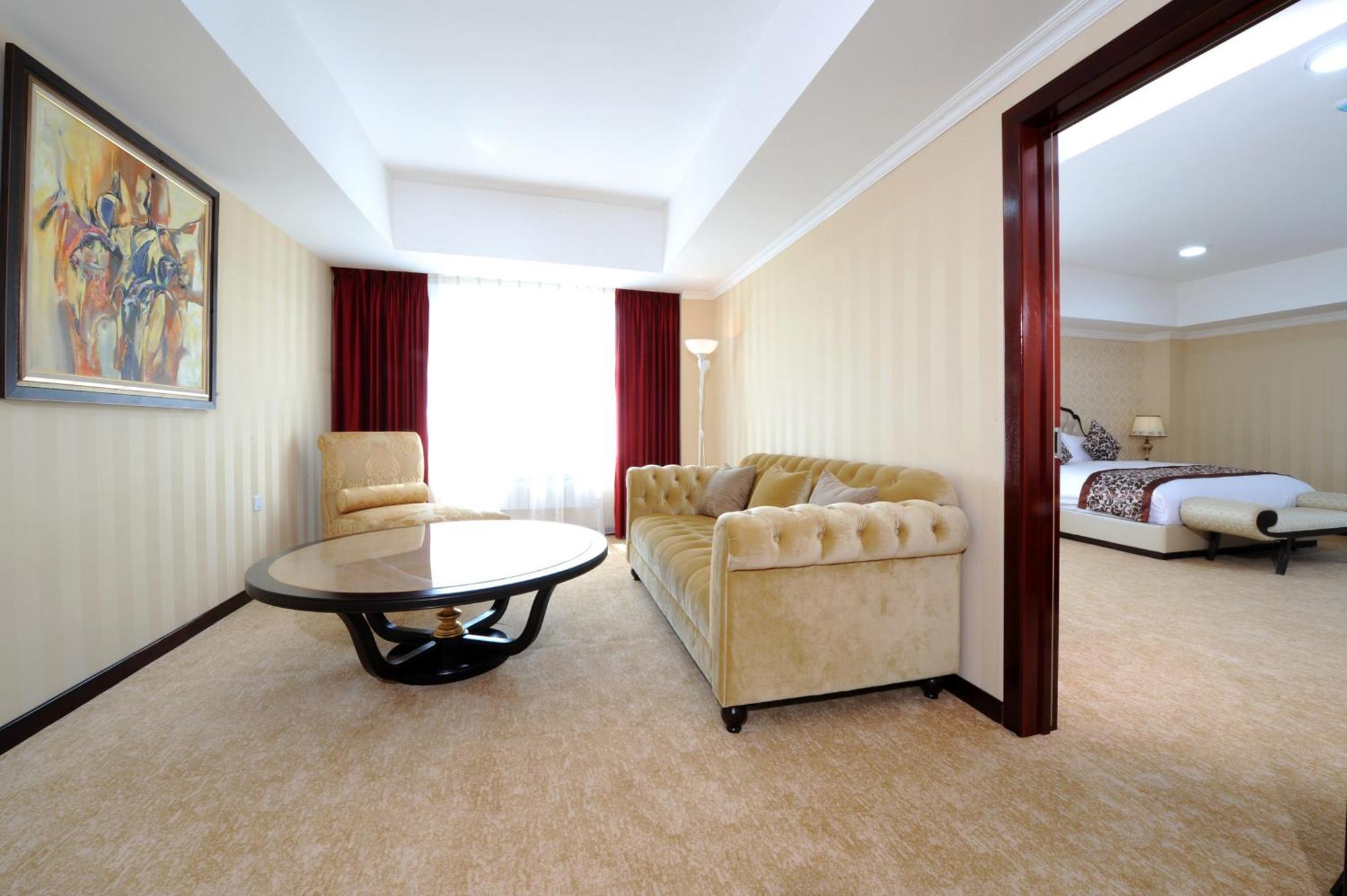 Alpha Hotel Улан-Батор Екстер'єр фото