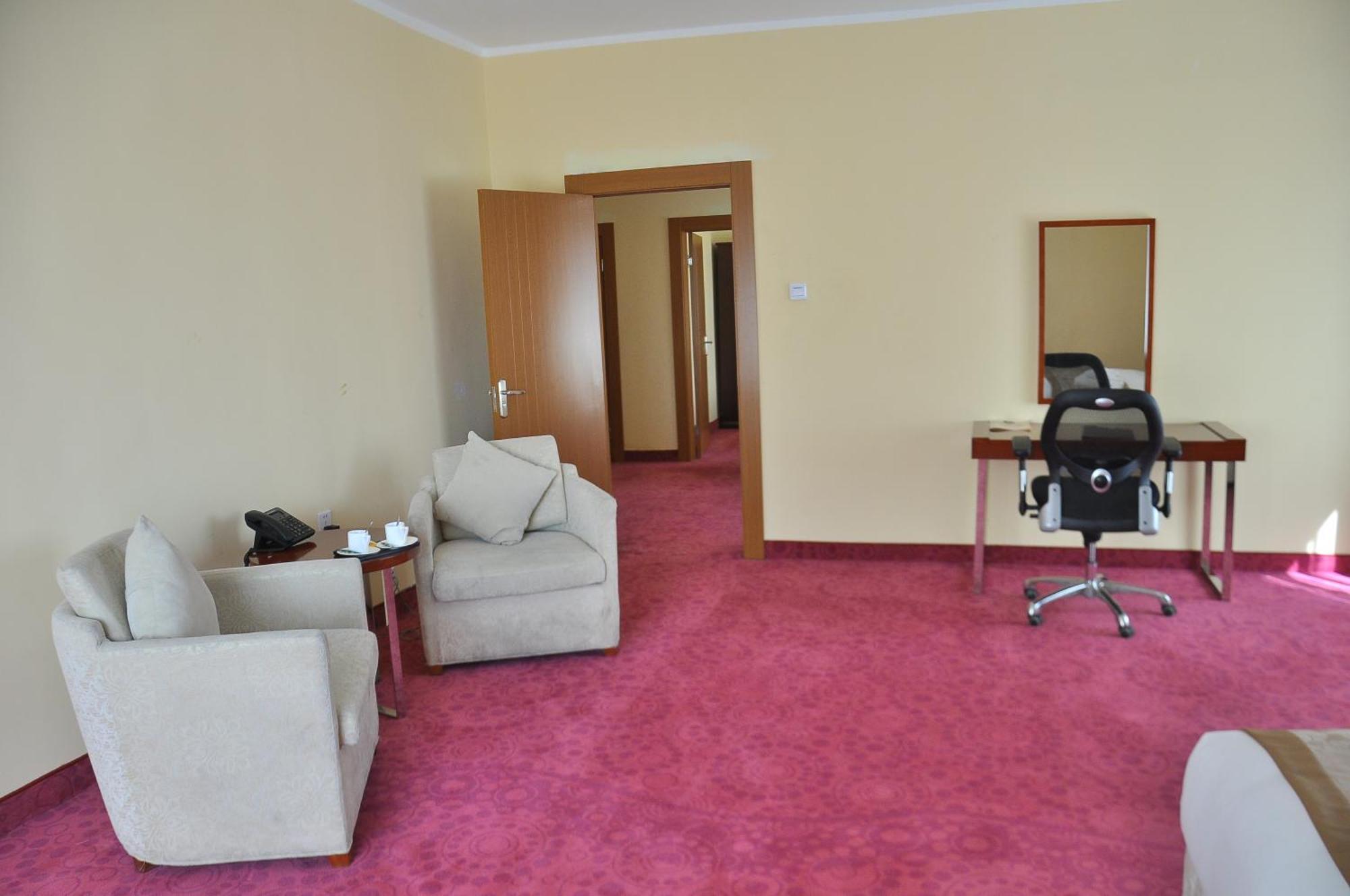 Alpha Hotel Улан-Батор Екстер'єр фото