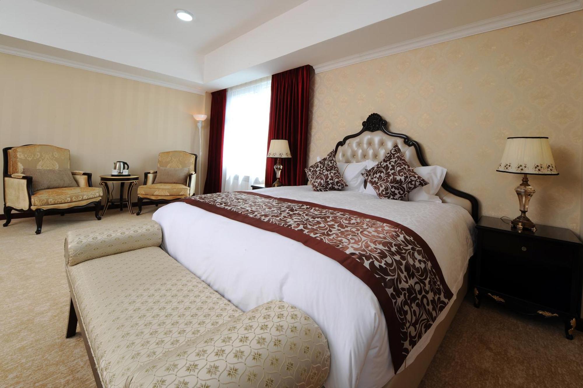 Alpha Hotel Улан-Батор Екстер'єр фото