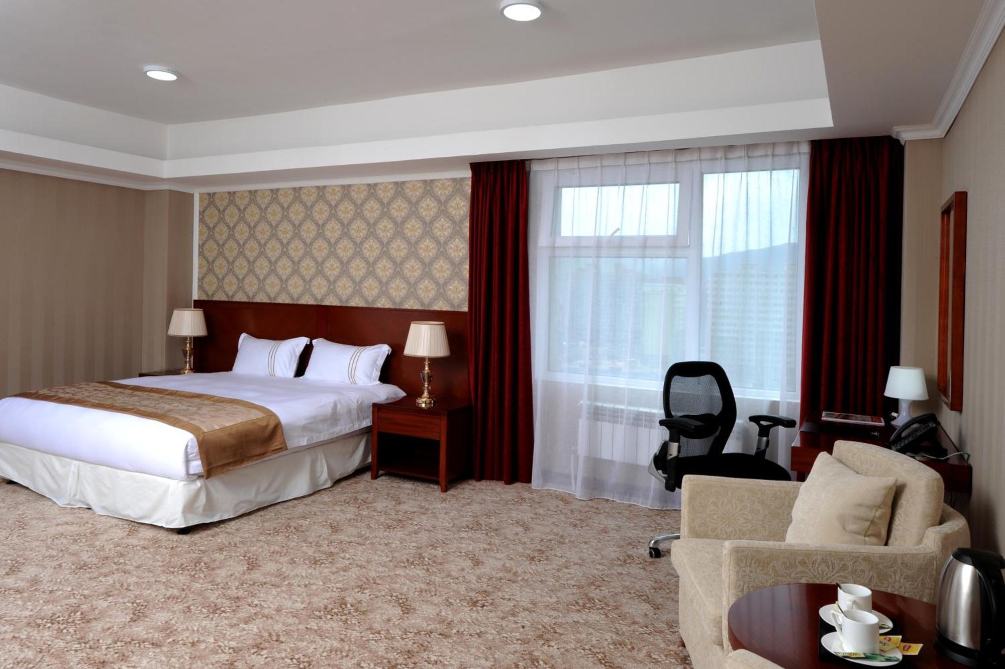 Alpha Hotel Улан-Батор Екстер'єр фото