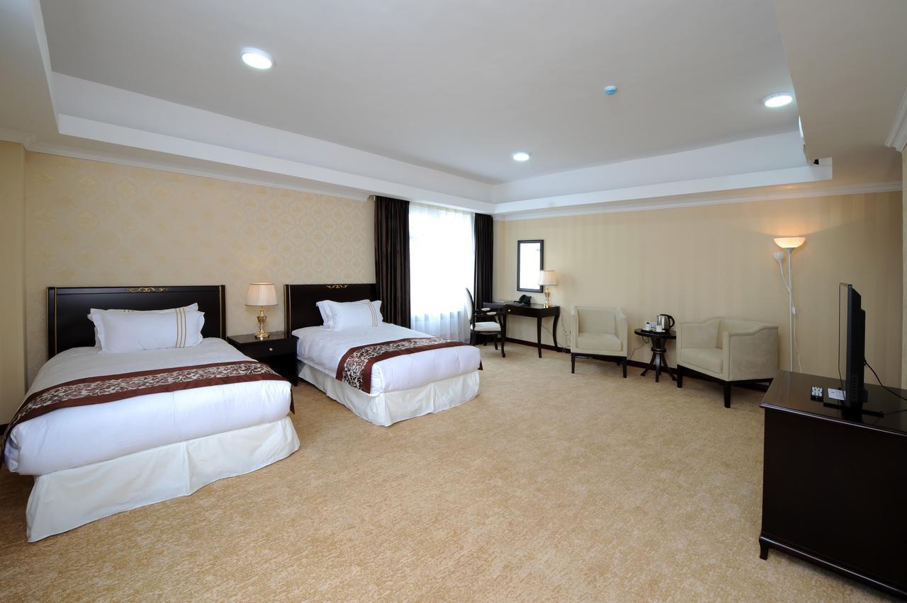Alpha Hotel Улан-Батор Екстер'єр фото