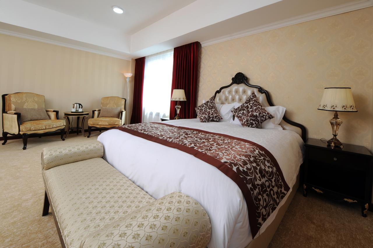 Alpha Hotel Улан-Батор Екстер'єр фото