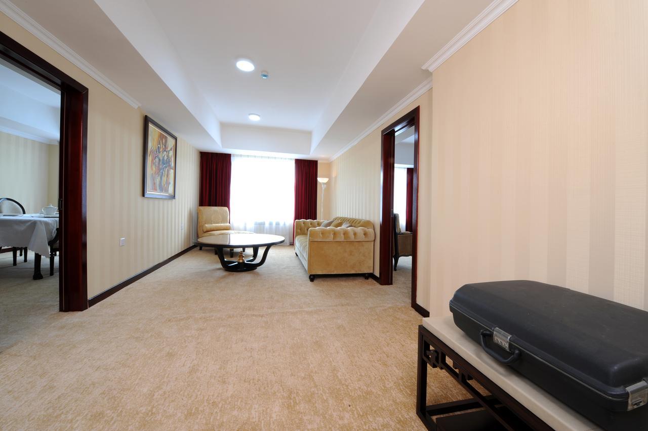 Alpha Hotel Улан-Батор Екстер'єр фото