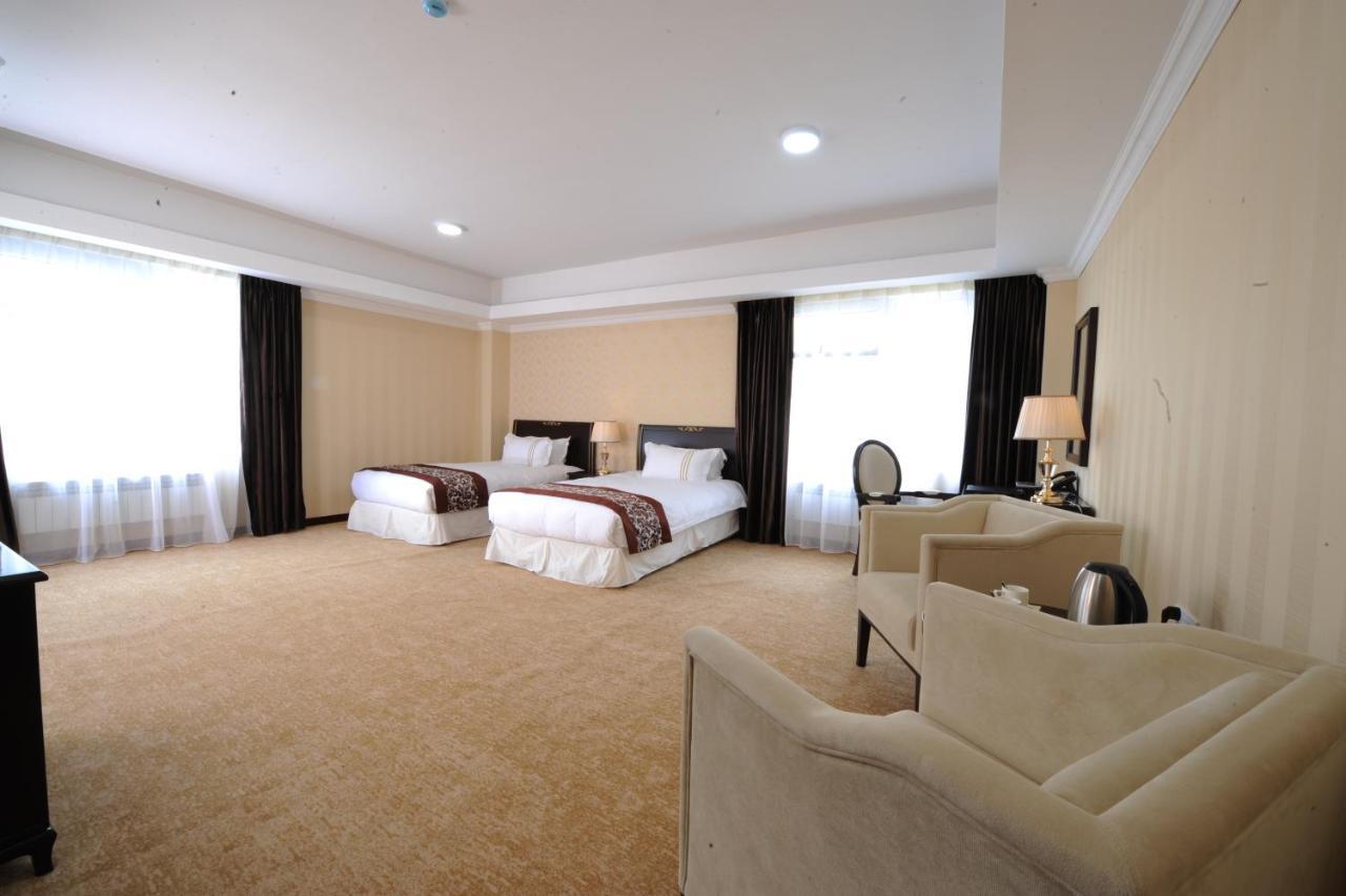 Alpha Hotel Улан-Батор Екстер'єр фото